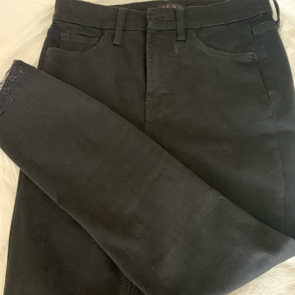 SALE !!!JEN 7 black jeans